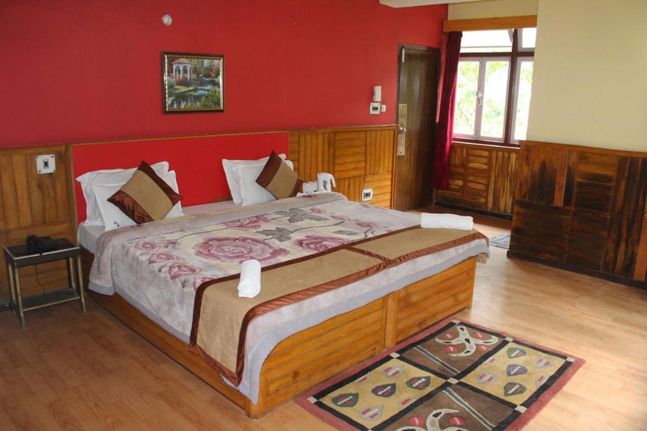 Norling Retreat Hotel Pelling Ngoại thất bức ảnh