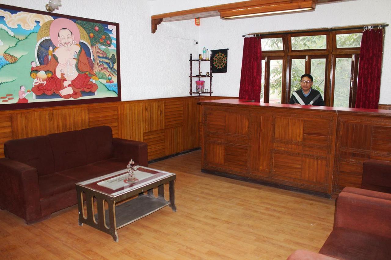 Norling Retreat Hotel Pelling Ngoại thất bức ảnh