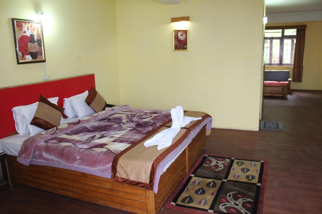 Norling Retreat Hotel Pelling Ngoại thất bức ảnh